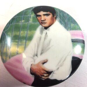 Elvis Presley at the Gates of Graceland Music Box 2453 C Plays Love Me Tender
